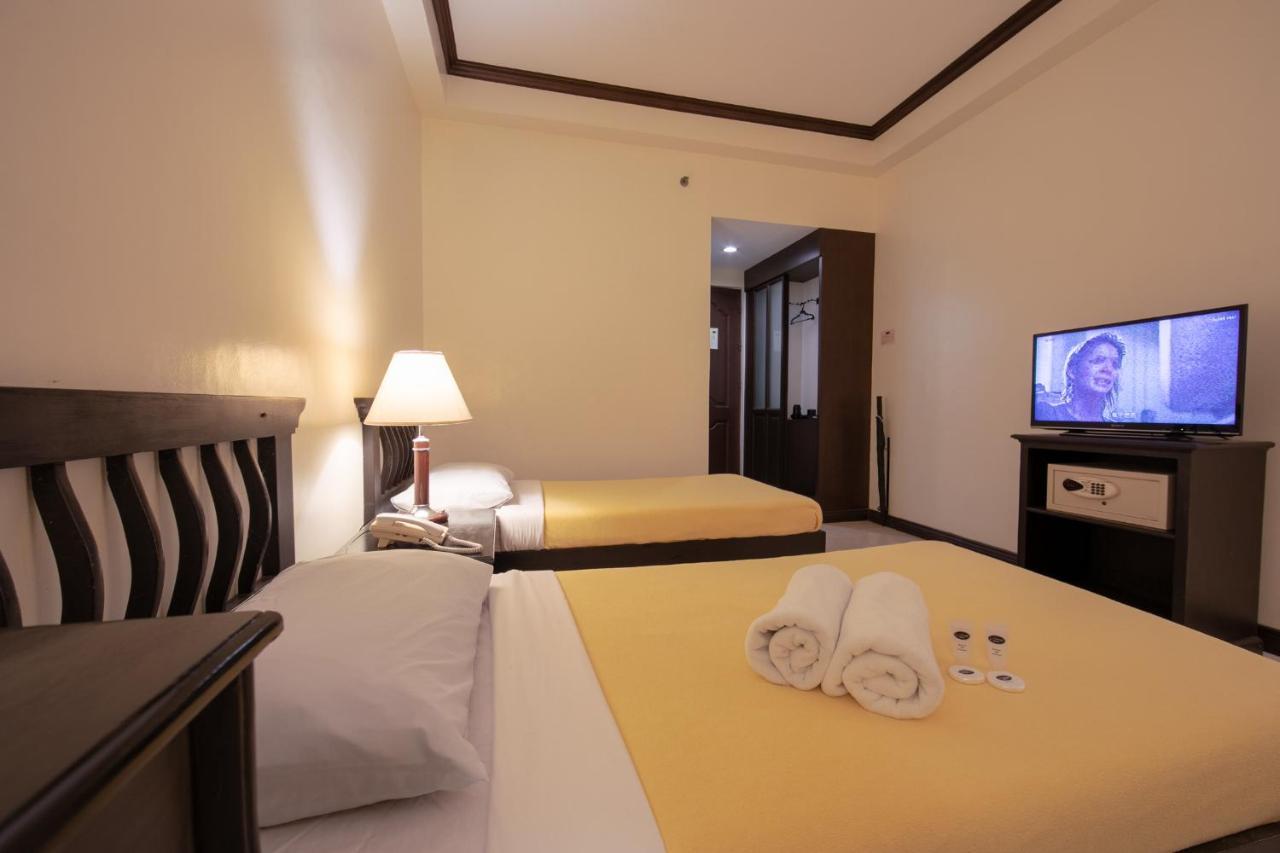 Rosvenil Hotel Tacloban Exteriér fotografie