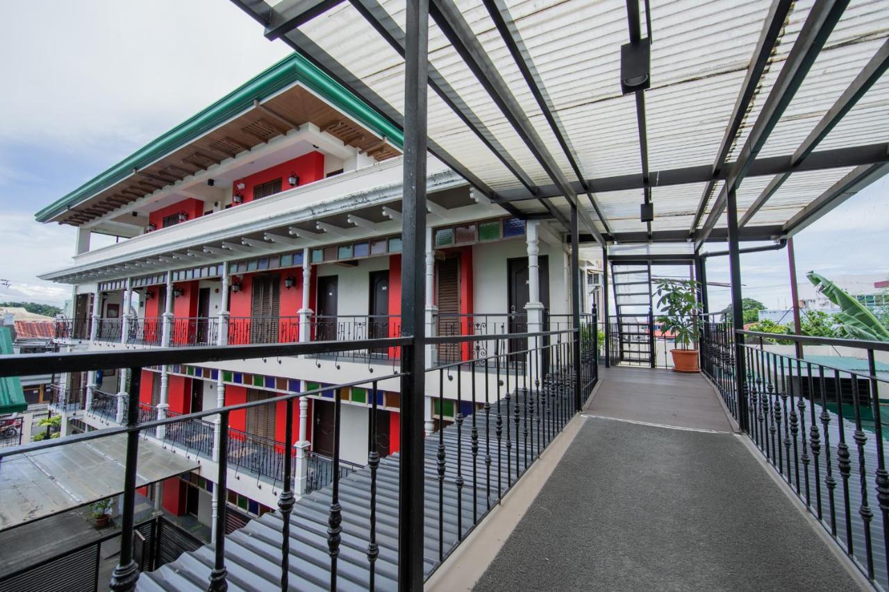 Rosvenil Hotel Tacloban Exteriér fotografie